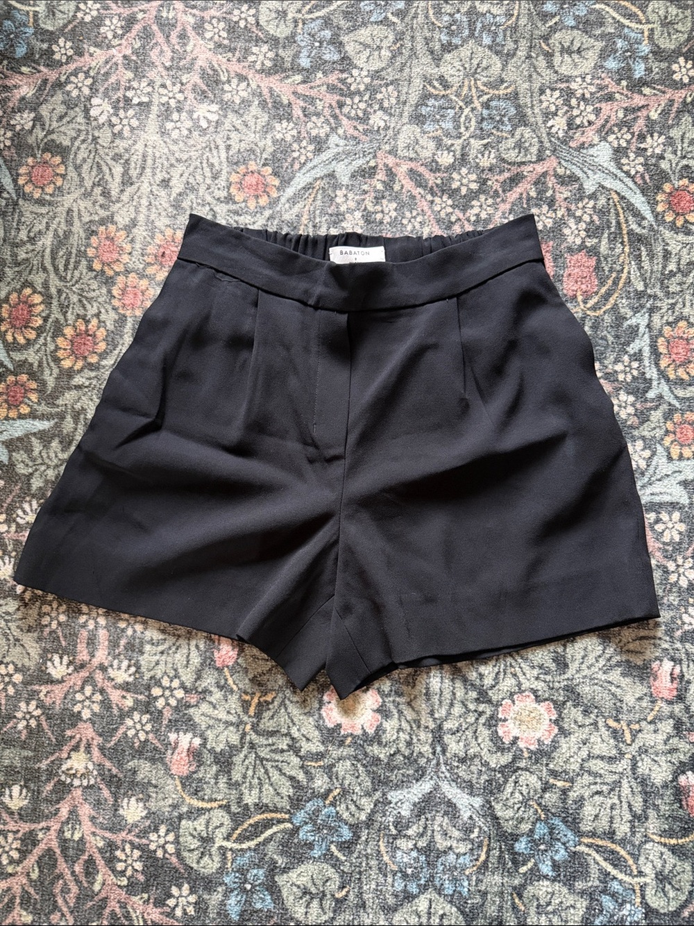 Aritzia Babaton Black High-Waist Tailored Shorts